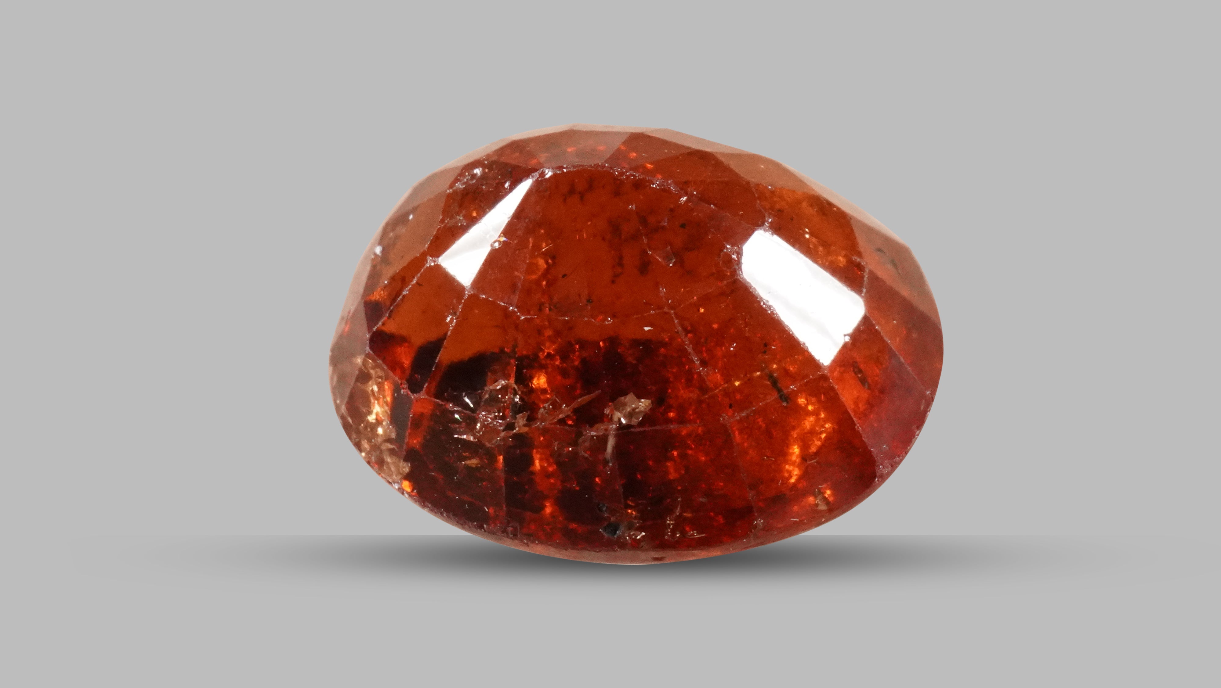 NATURAL Sri-Lanka (Ceylon) HESSONITE (GOMED) 7.800 CARATS (8.58 ratti ) with GIL certified